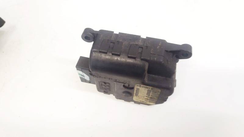929585P Jeep Grand Cherokee 2005 Heater Vent Flap Control Actuator Motor