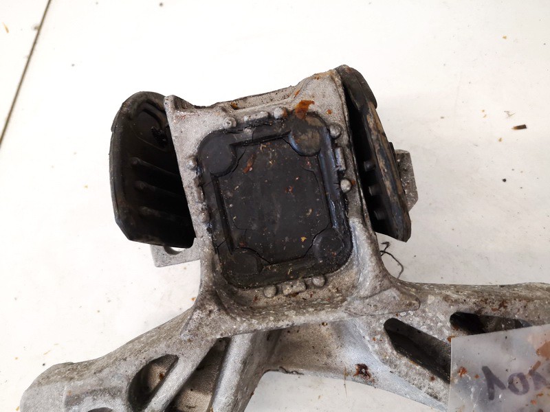 used used Engine Mounting and Transmission Mount (Engine support
