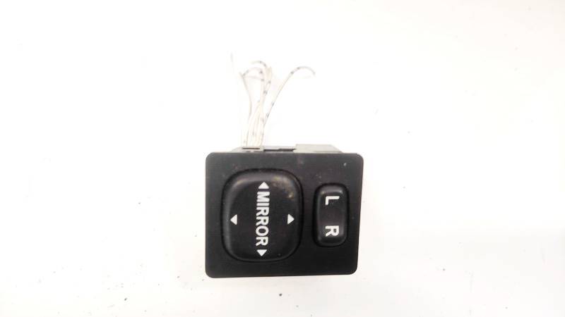 769746A Toyota Previa 2001 Wing mirror control switch (Exterior Mirror Switch)