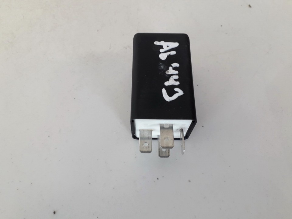 4A0907517 Audi 100 1993 Rele