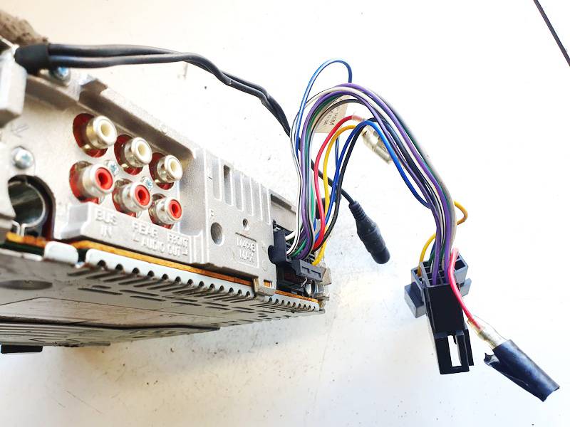 1504482 Volkswagen Passat 2005 Stéréo Radio - Thumbnail 3