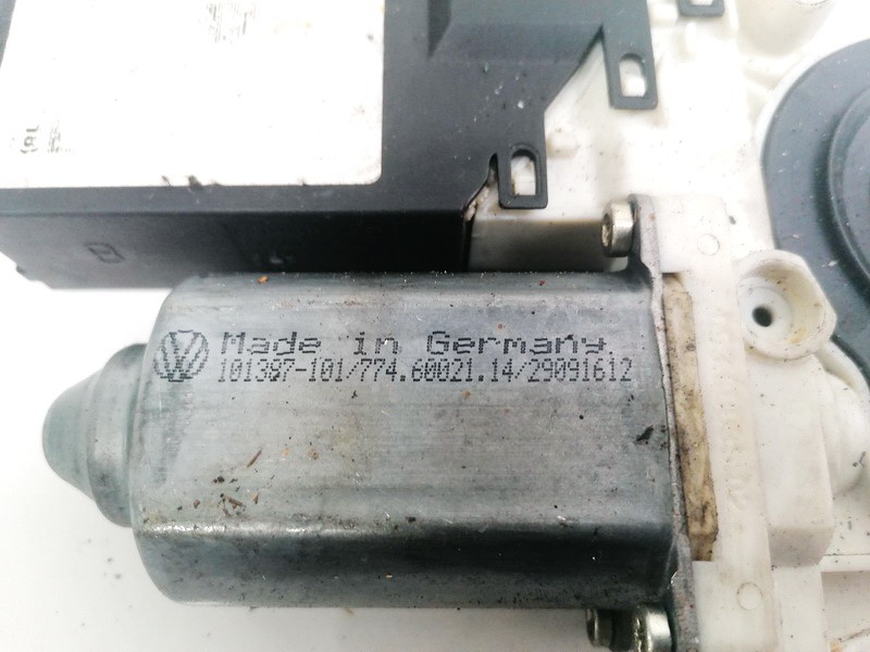 1J1959801C Volkswagen Bora 2001 Window Motor - FRONT LEFT - Thumbnail 3