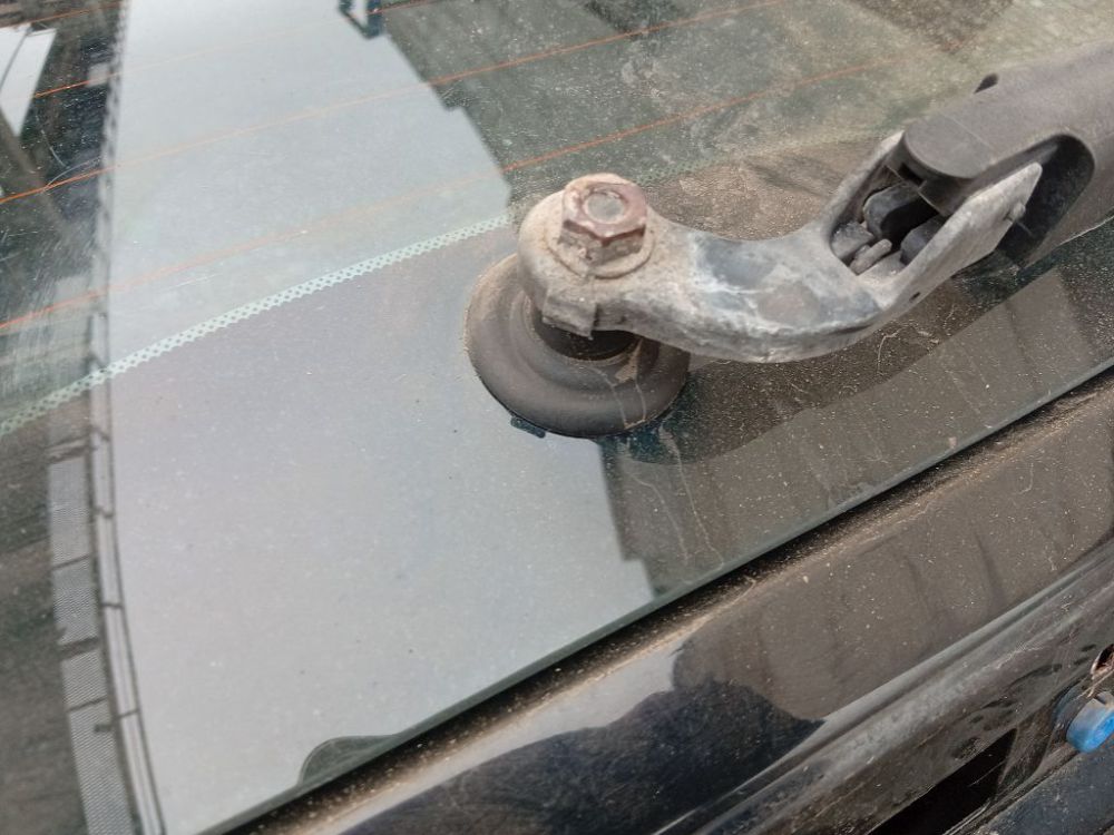 Volvo V50 2005 Silnik wycieraczki tylnej szyby - TYLNE