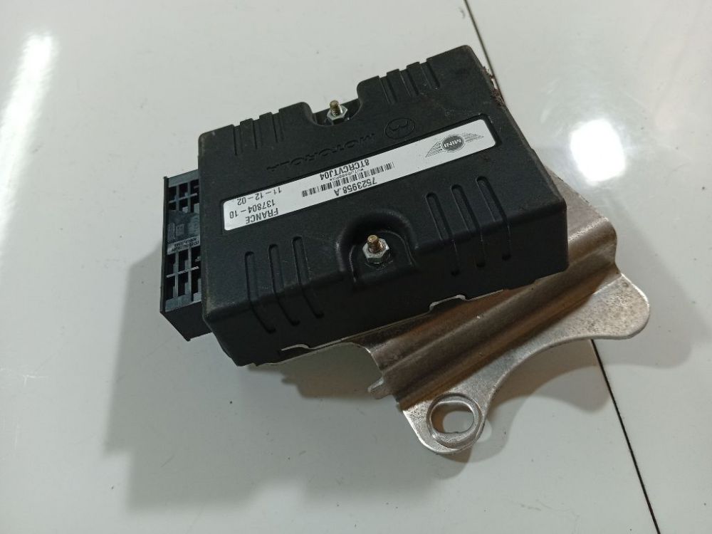 7523958A MINI Cooper 2003 Muut tietokoneet