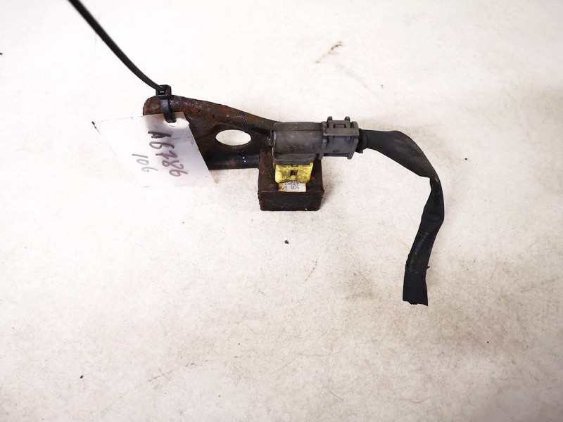 8917352010 Toyota Yaris 2000 Srs Airbag crash sensor - Thumbnail 3