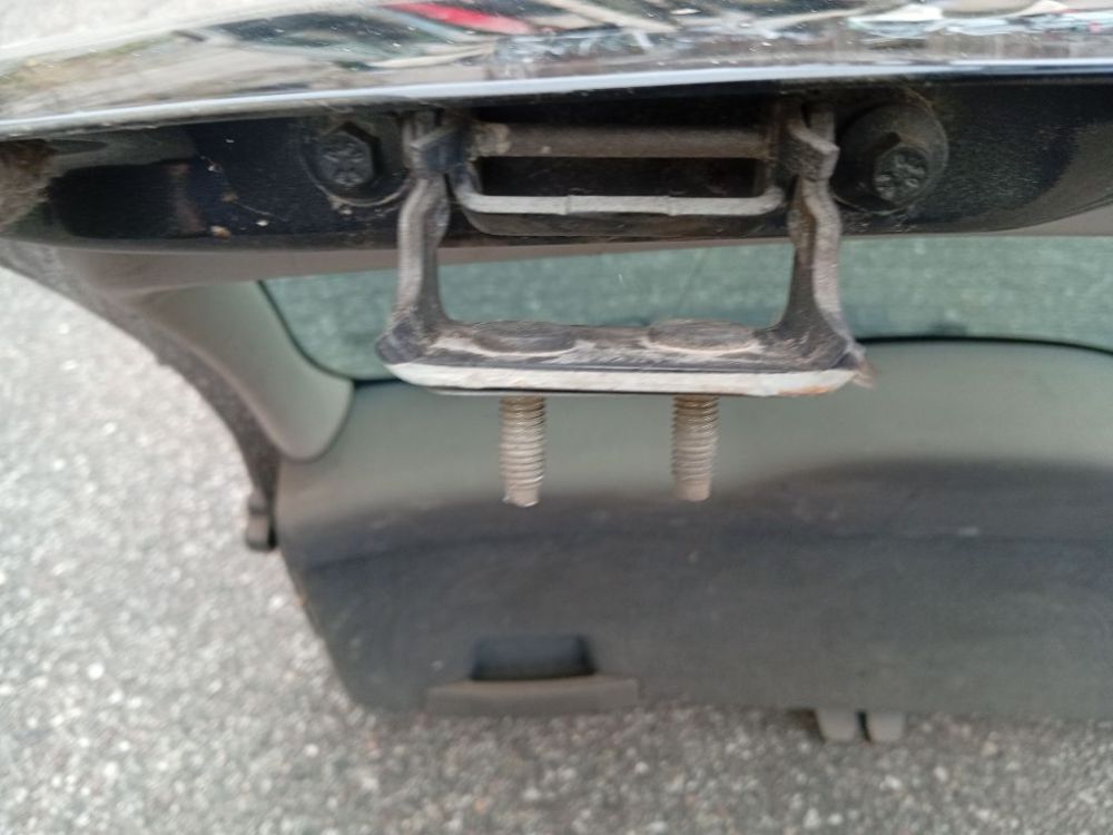 Volvo V50 2005 Zawias tylnej klapy - TYLNE PRAWE