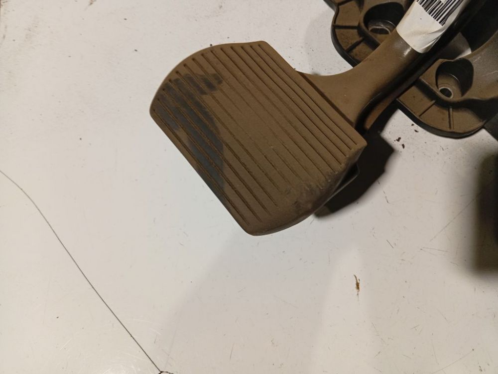 55700896 Opel Corsa 2007 pedal de frein - Thumbnail 2