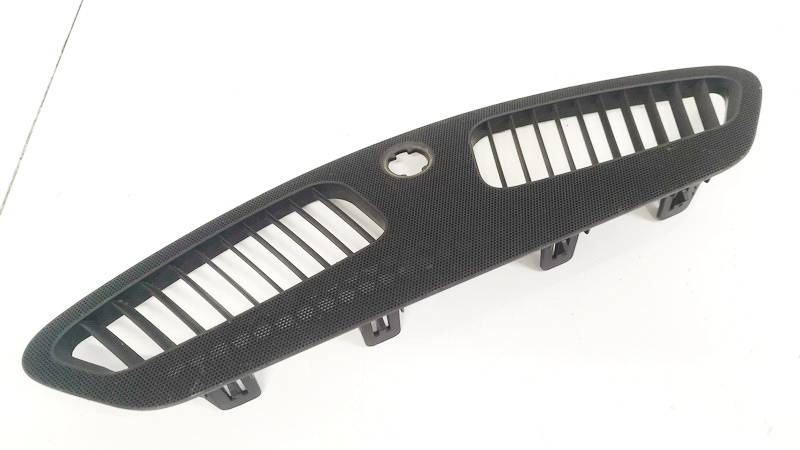 9D7118C491AB Ford Mondeo 2009 Rejilla Aireadora - 
Moldura protectora de la rejilla de ventilación lateral del panel