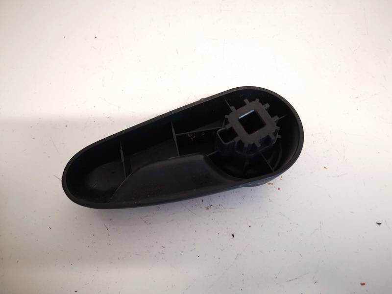 5202721 Toyota Yaris 2007 Wykończenie wnętrza (plastikowe elementy) - Thumbnail 2