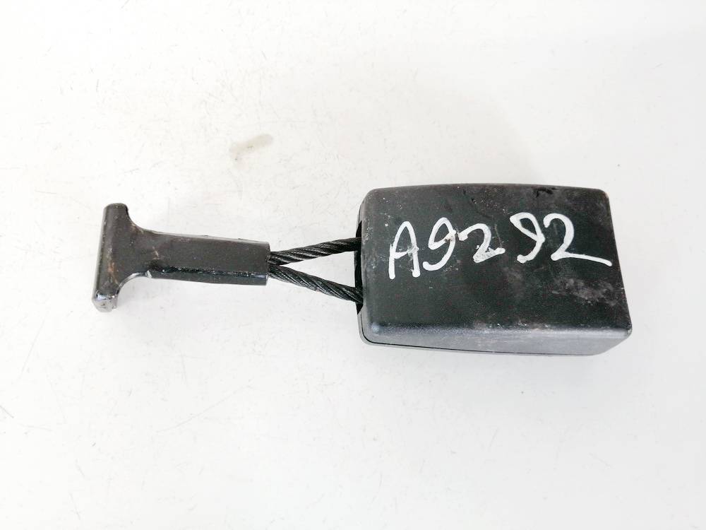 401266978 Opel Astra 2004 Turvavyön solki - EDESSÄ VASEMMALLA