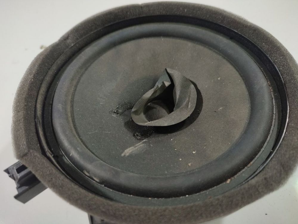 30752083 Volvo V50 2005 Speaker (audio) - Thumbnail 2