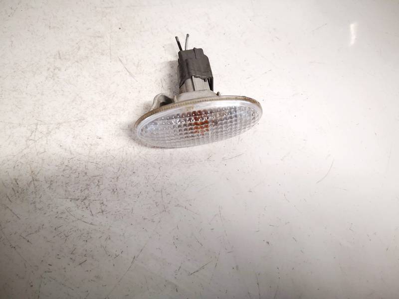 P2829 Mazda 3 2007 Clear Side Repeaters - FRONT RIGHT