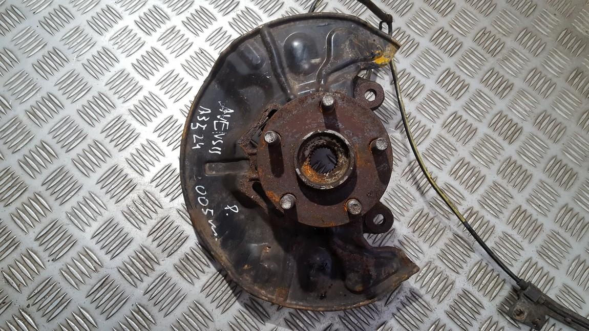 Toyota Avensis 2005 Brake Protection Plate - FRONT RIGHT