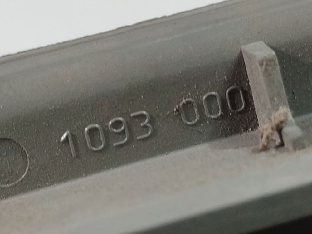 1093000 Renault Scenic 2002 Salona apdare (plastmasas) - Thumbnail 4