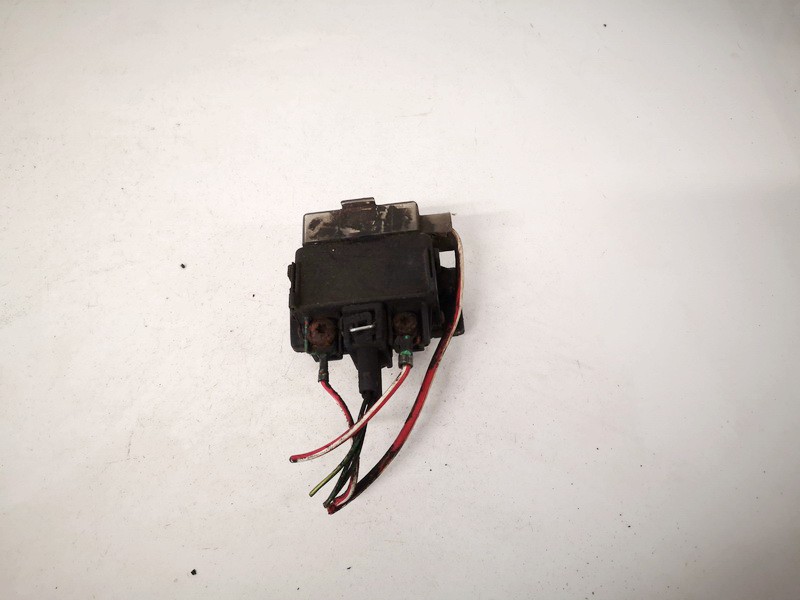 9162929 899064000 Glow plug relay Volvo V70 1999 2.5L EIS01484463