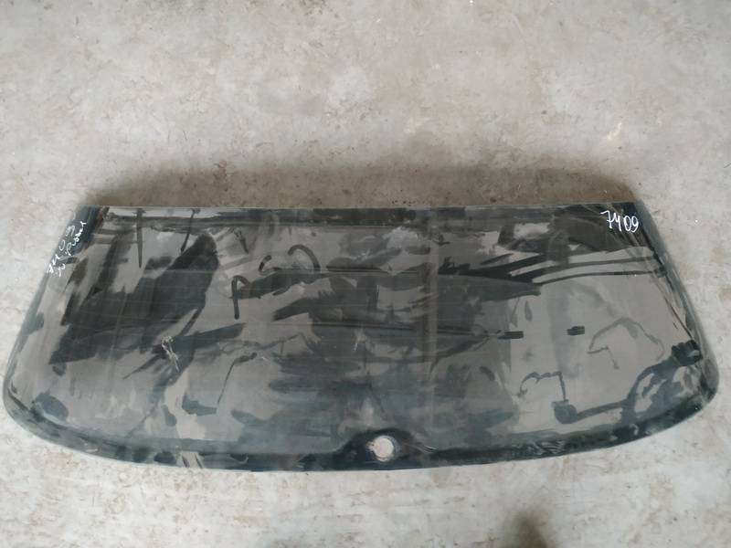 AS2 Volkswagen Passat 2006 Window - REAR