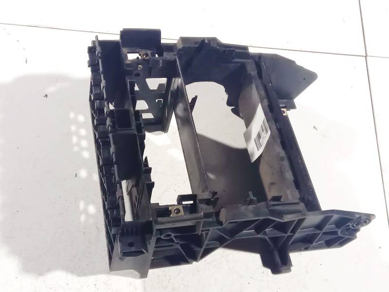 Audi A4 2006 CAJA RELES -  FUSIBLES - Thumbnail 2