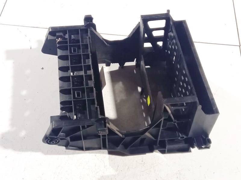 Audi A4 2006 CAJA RELES -  FUSIBLES - Thumbnail 3