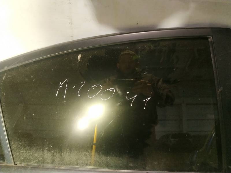 AS2 Mazda 3 2003 Durvju stikls - AIZMUGURE PA LABI