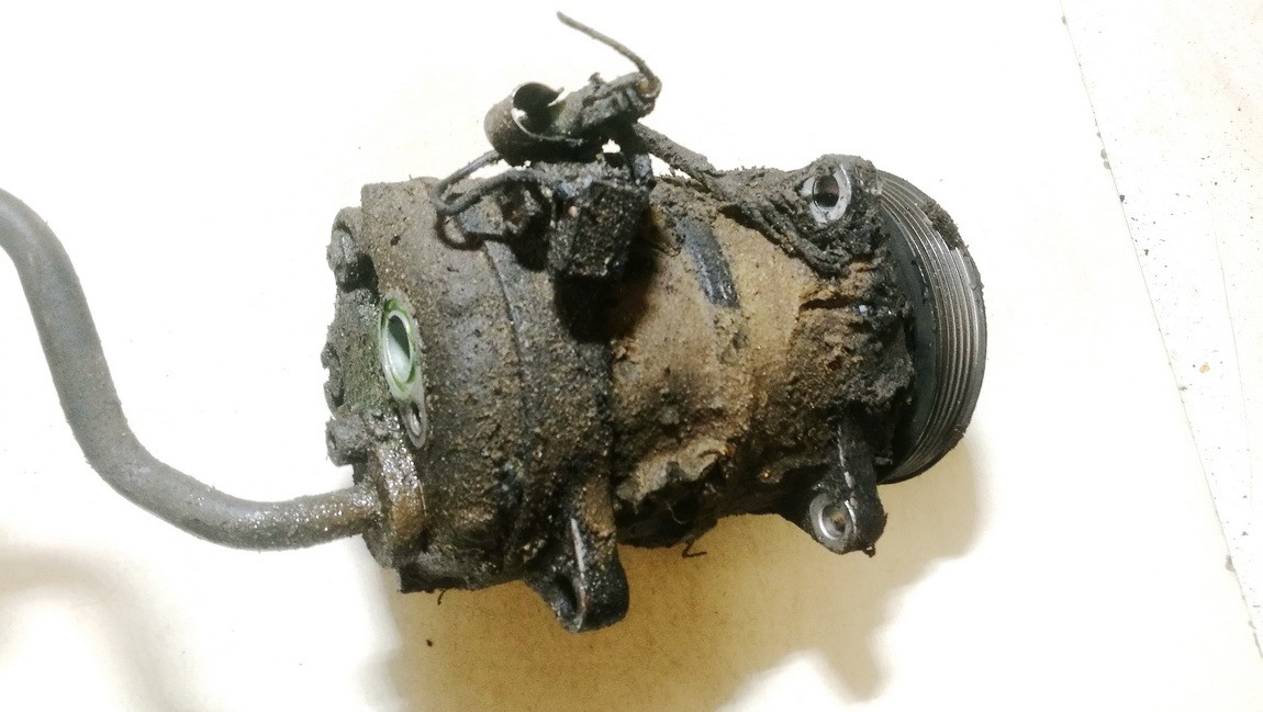 9171345 Volvo V70 2000 AC AIR Compressor Pump - Thumbnail 2