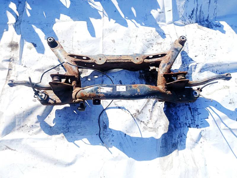 Skoda Superb 2013 Subframe - REAR