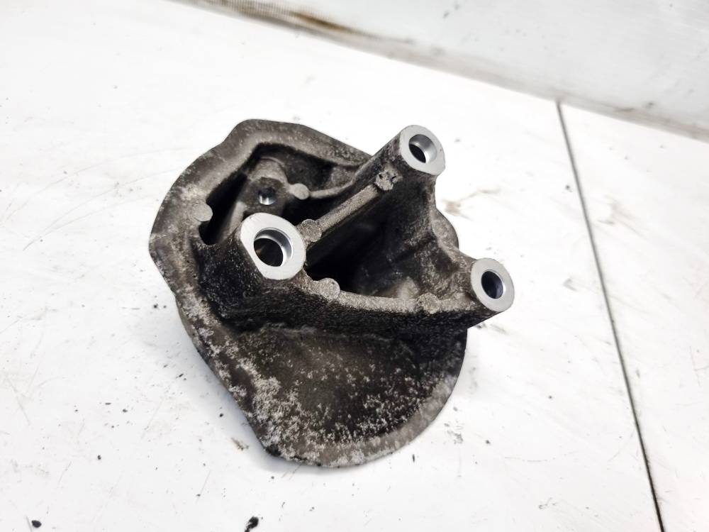 9653124780 Citroen C4 2007 Moottorin kiinnike