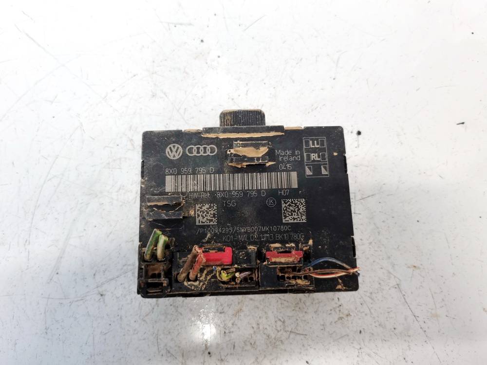8X0959795D Audi Q3 2014 Door control relay (DOOR CONTROL UNIT MODULE ECU )