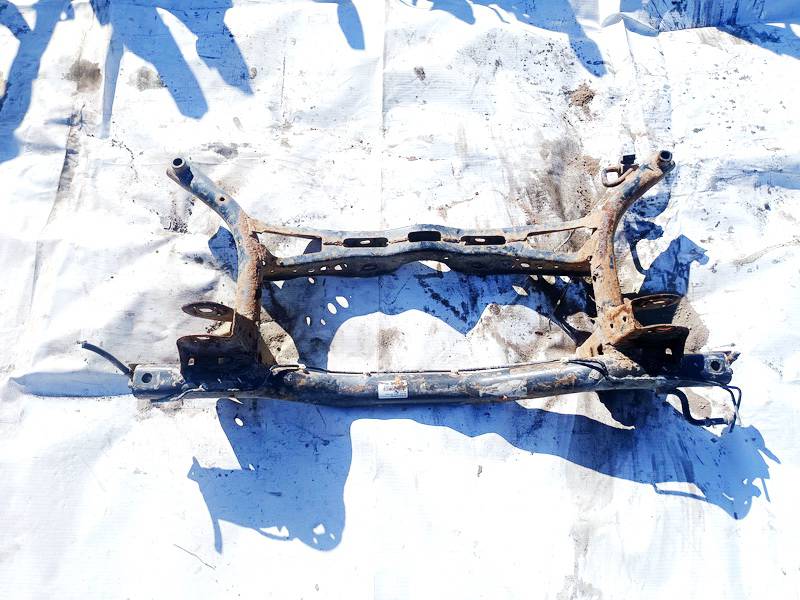 Skoda Yeti 2012 Poikittainen akseli / silta - TAKANA