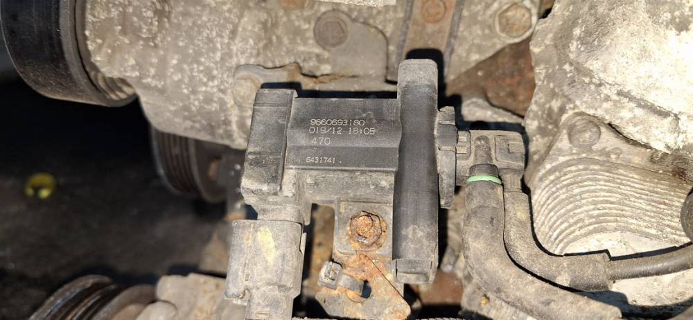 9660693180 Peugeot 508 2012 Umschaltventil Ventil (Druckwandler, Abgassteuerung)