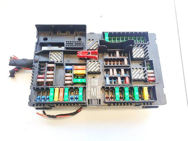6114682807501 BMW X3 2019 Drošinātāju kārba