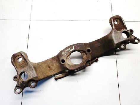8E0399263 Audi A4 2003 Engine Mount Bracket and Gearbox Mount Bracket