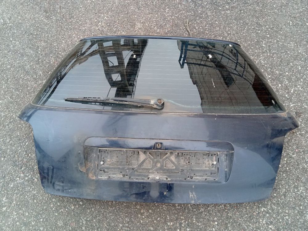 MELYNAS Audi A4 1996 Galinis dangtis (kapotas) G.