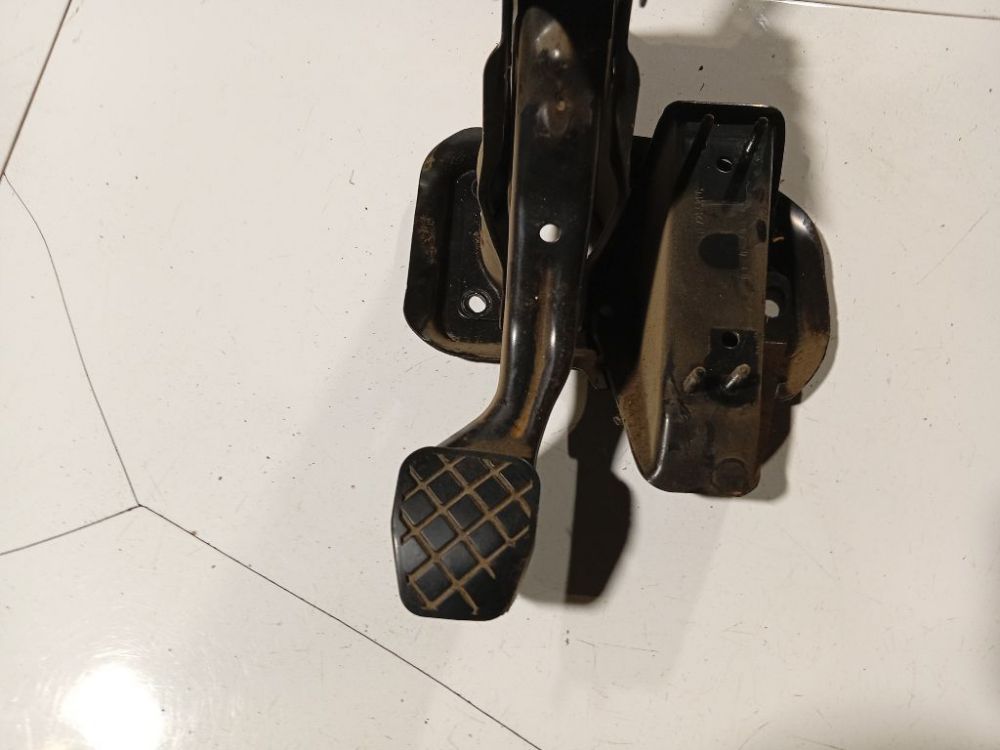 Audi A3 2001 Clutch pedal - Thumbnail 2