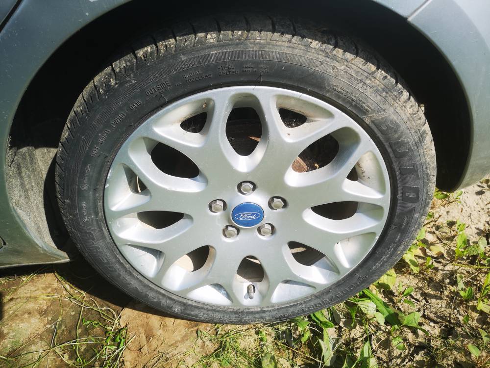 5X108 Ford Focus 2011 Komplet Kół Zimowych R17