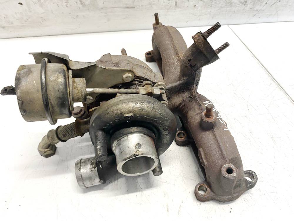 038253014A Skoda Fabia 2005 Turbina