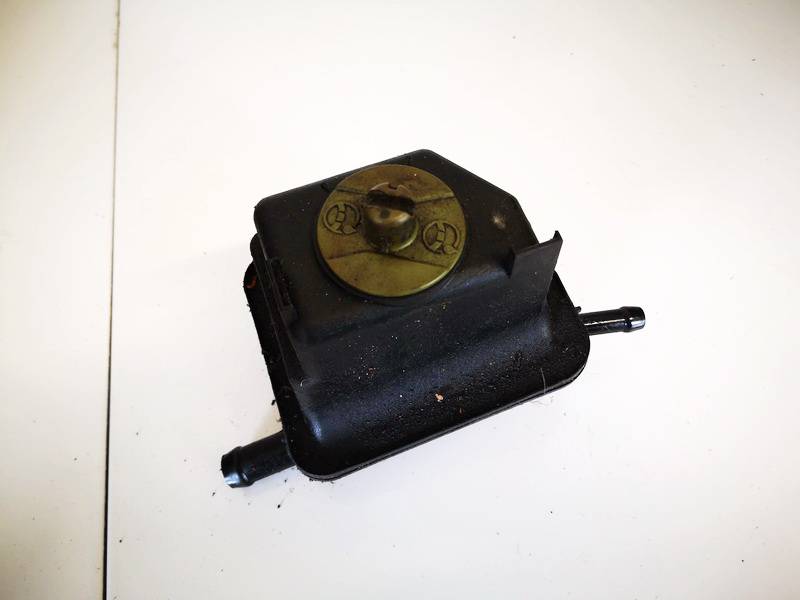 1J0422371C Volkswagen Golf 2000 Power Steering Pump Oil Reservoir Tank