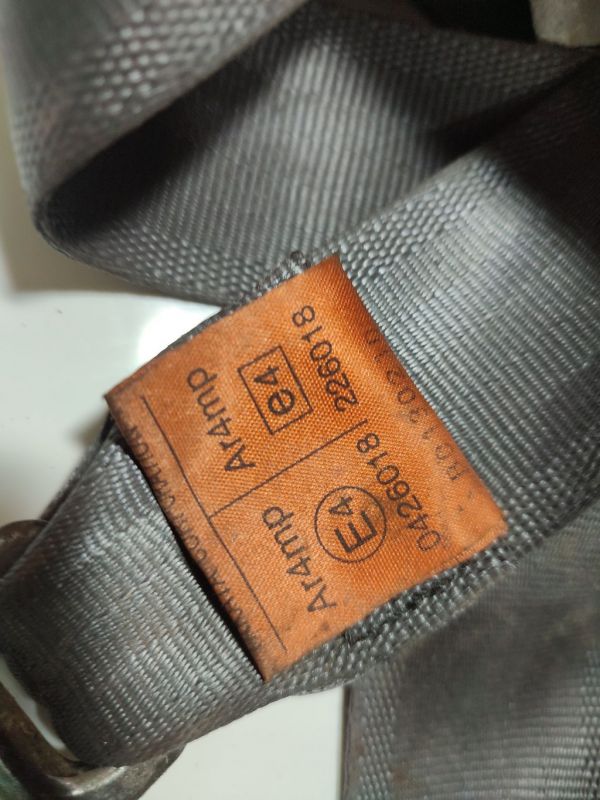 0426018 Mitsubishi Galant 1999 Seat belt - FRONT RIGHT - Thumbnail 5