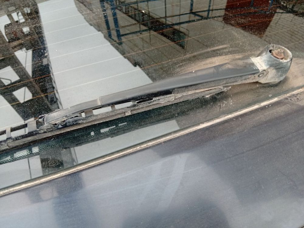 Audi A4 1996 Wiper Arm, Windscreen Wiper Arm - REAR - Thumbnail 4