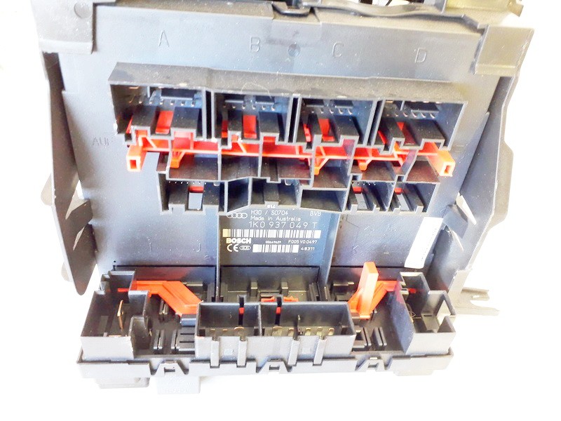 1K0937049T Volkswagen Golf 2004 General Module Comfort Relay (Unit)