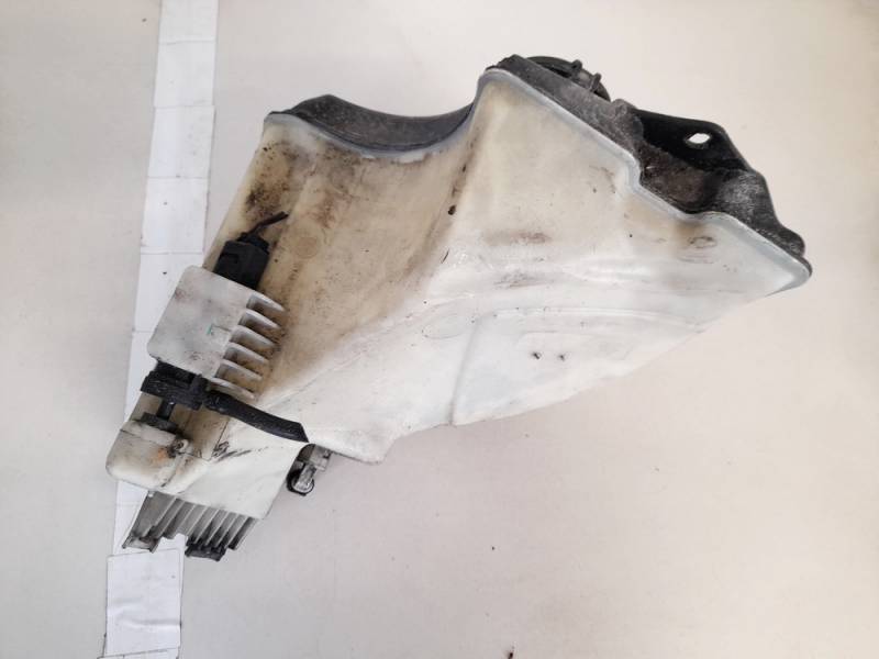 61677008057 BMW 3-Series 2004 Langu apiplovimo bakelis