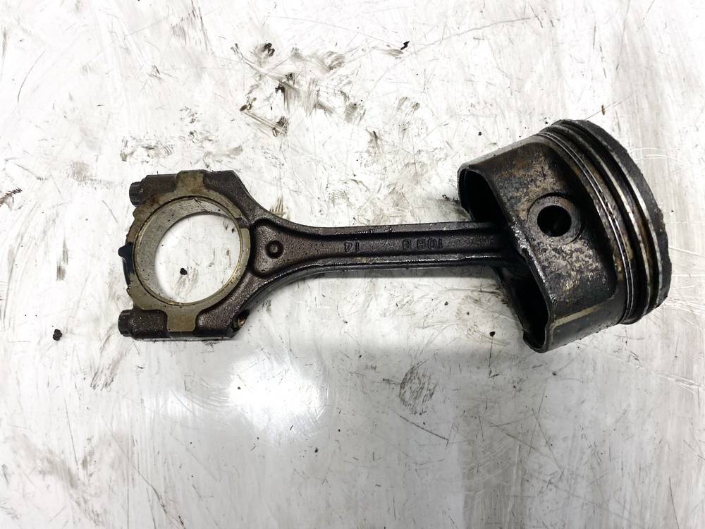 10BB14 Hyundai i30 2007 PISTON, Pistón con biela