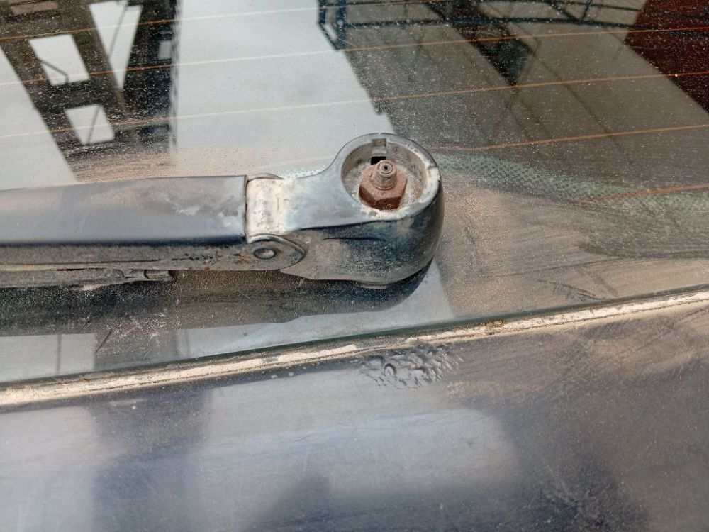 Audi A4 1996 Galinio lango valytuvu varikliukas G. - Thumbnail 2