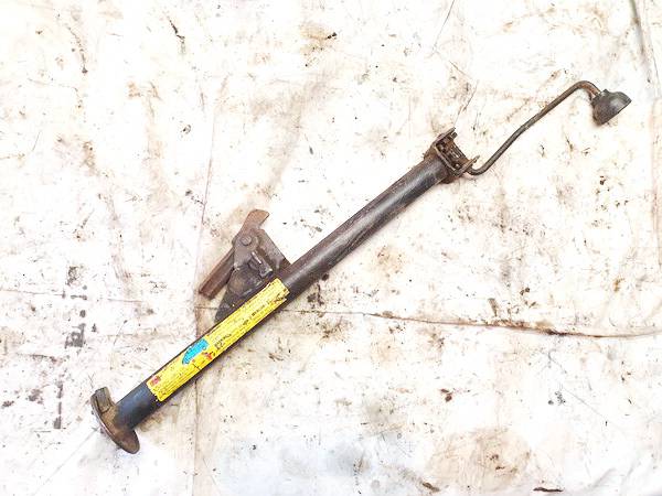 A6385800518 Mercedes-Benz Viano 2004 Wagenheber