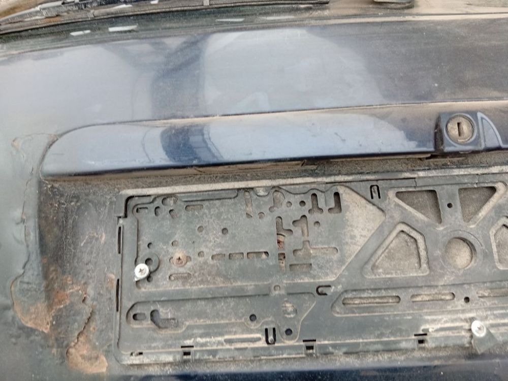 Audi A4 1996 Galinio dangcio isorine apdaila (numerio apsvietimas) G. - Thumbnail 2