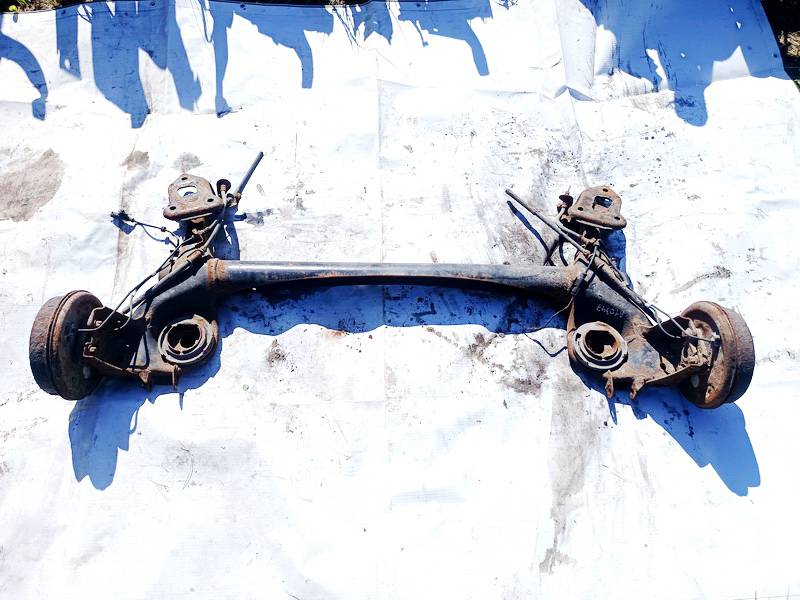 Opel Corsa 2009 šķērsnis - AIZMUGURE