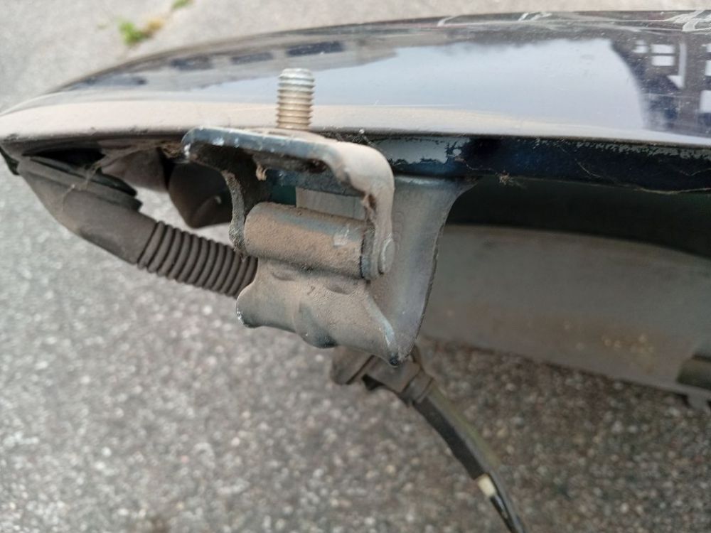 Audi A4 1996 Galinio Dangcio vyris G.D. (kapoto) - Thumbnail 2