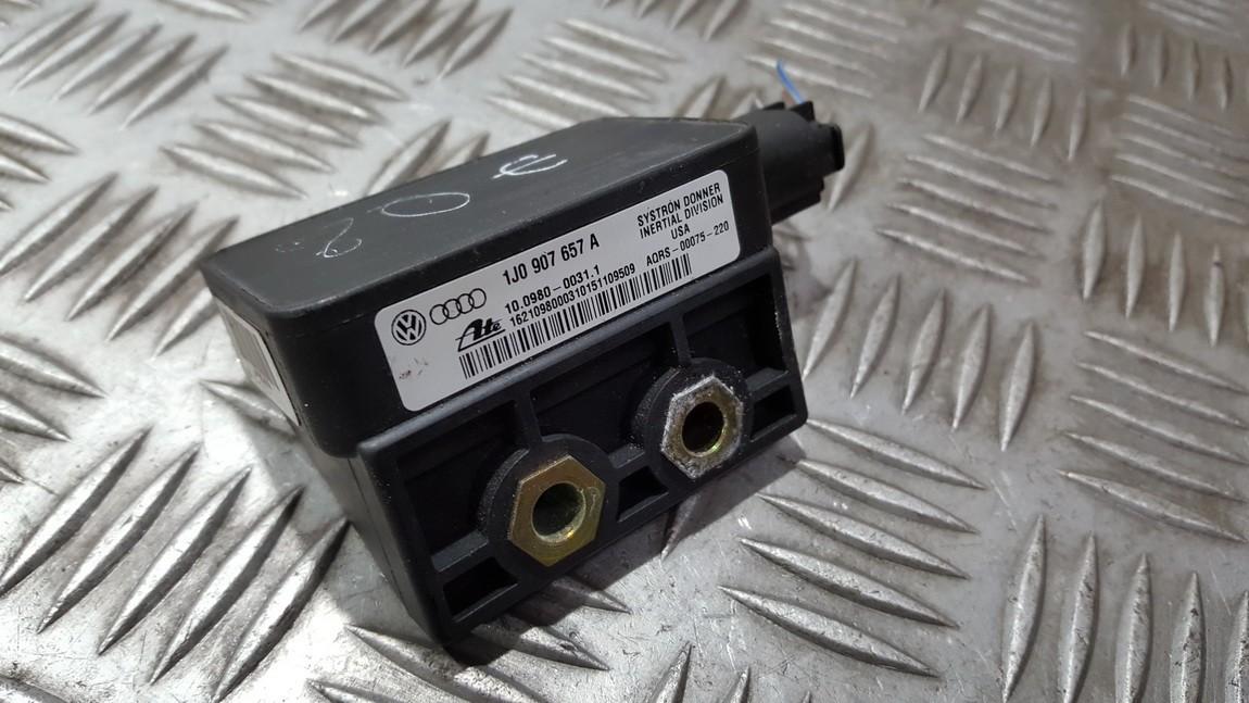 1J0907657A Volkswagen Golf 2002 Esp Accelerator Sensor (ESP Control Unit)