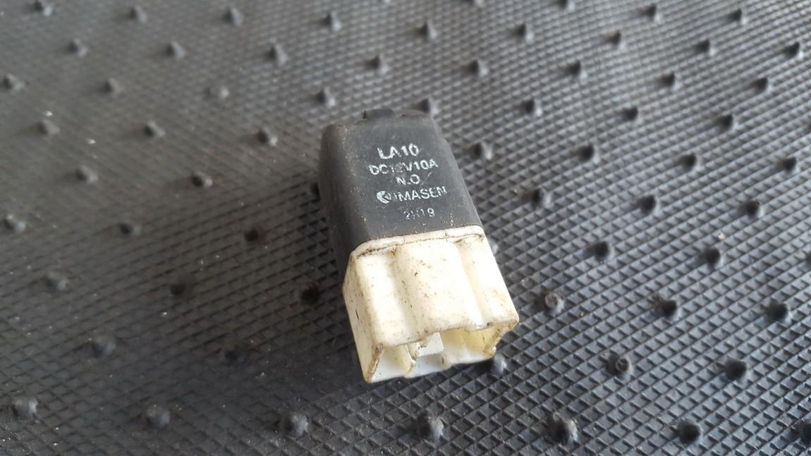 LA10 Subaru Impreza 1995 Relay module | EuroImpex