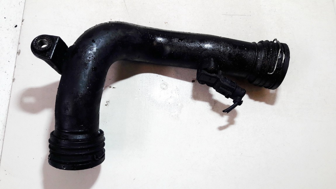 1K0145762AD Volkswagen Touran 2004 Välijäähdyttimen letku