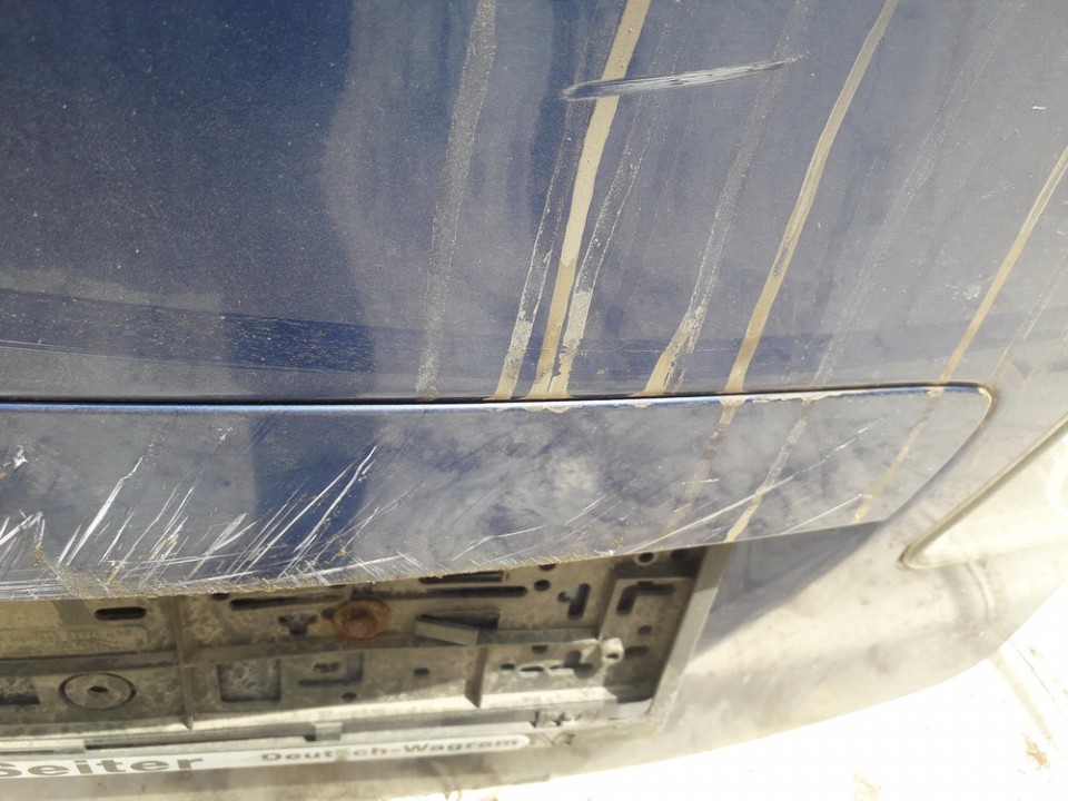 Mazda 6 2003 Galinio dangcio isorine apdaila (numerio apsvietimas) G. - Thumbnail 3